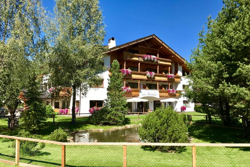 Hotel Arnaria — Ortisei