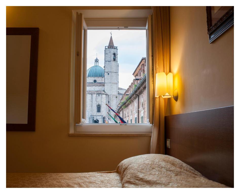 Residenza dei Capitani — Ascoli Piceno