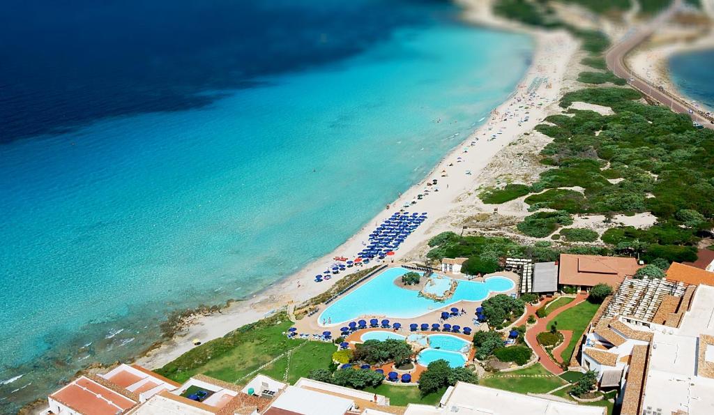 COLONNA GRAND HOTEL CAPO TESTA, a Colonna Luxury Beach Hotel, Santa Teresa Sardegna — Santa Teresa di Gallura
