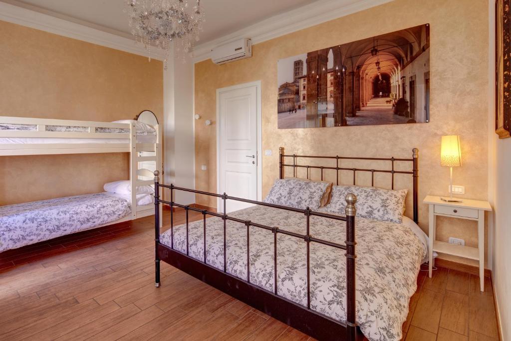 Cento Passi dal Duomo B&B — Arezzo
