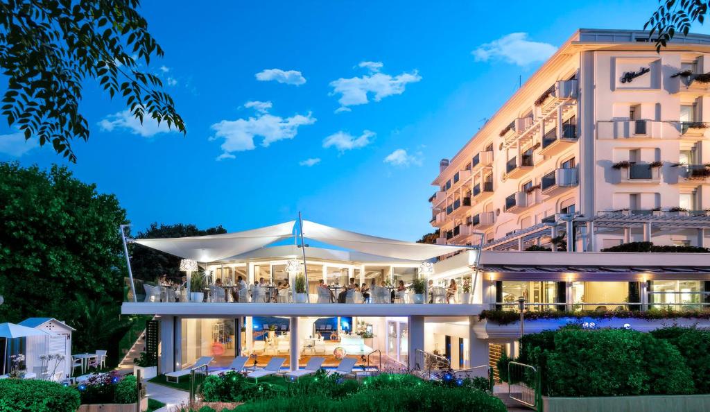Atlantic Hotel & SPA — Riccione