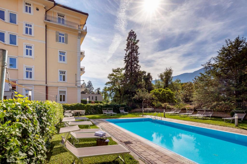 Hotel Kolping — Merano