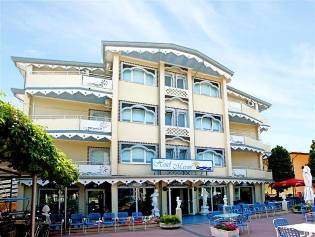 Hotel Maxim — Caorle