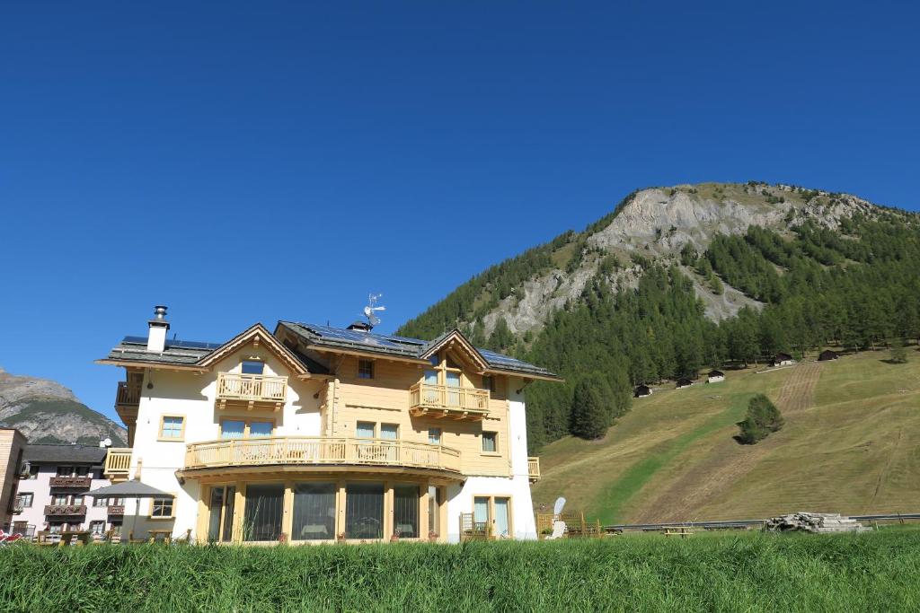 B&B Ecohotel Chalet des Alpes — Livigno