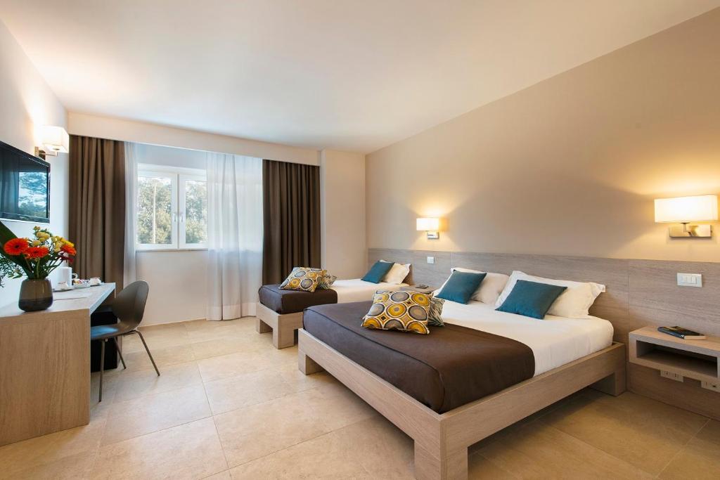 Hotel Dimorae Rooms and Suites – Apartments — Civitanova Marche