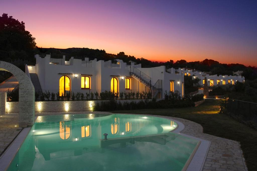 Baia Delphis Resort — Vasto