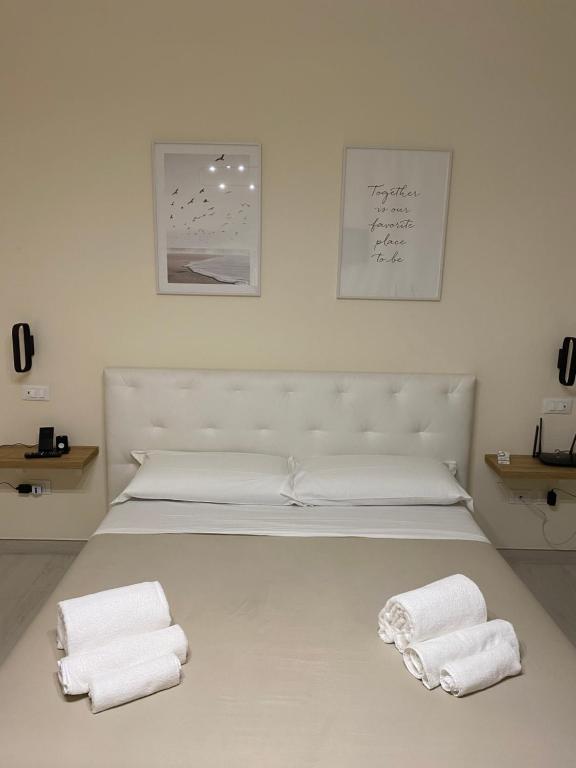 A-mare Exclusive Rooms & Suites — Taranto
