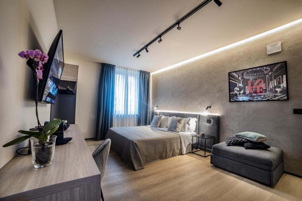 Corso 84 Luxury Suites — Pescara