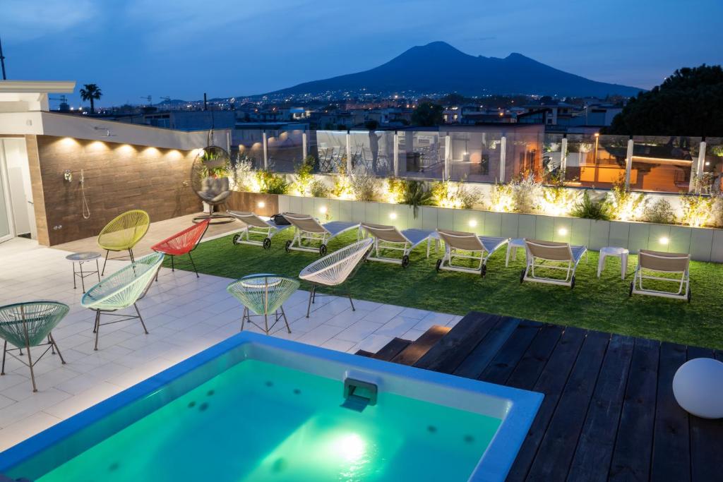 Houses & Rooftop Pompei – Sky — Pompei