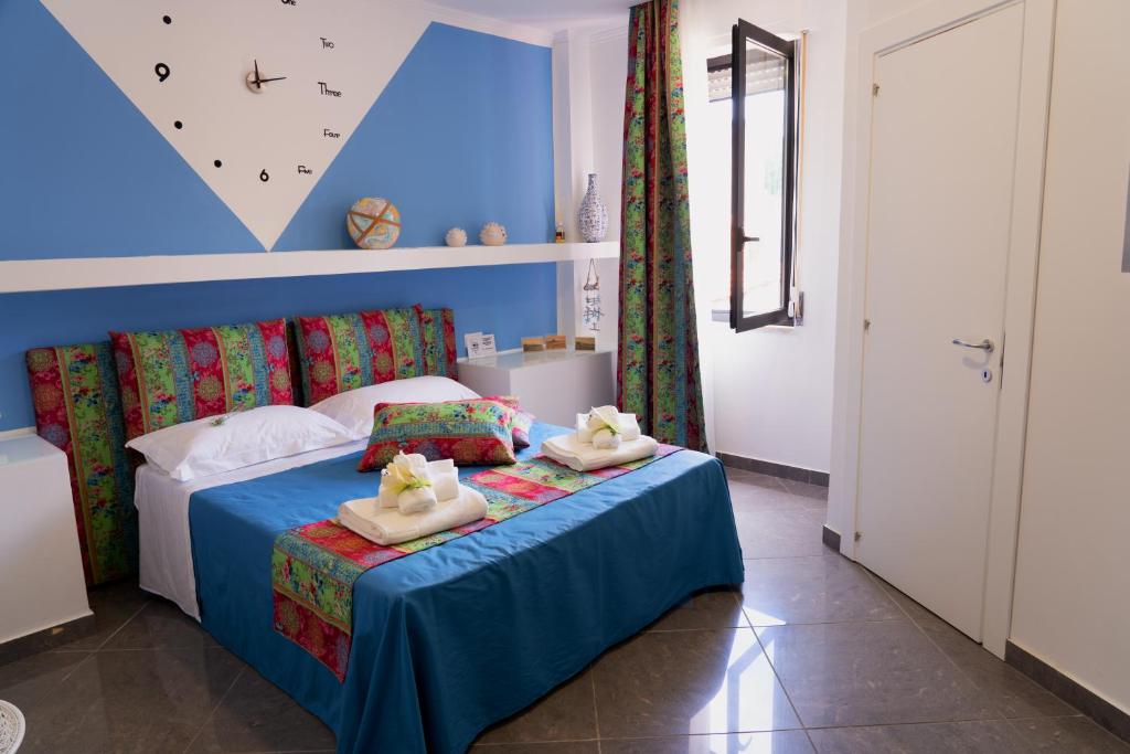 L’Orologio Guest Rooms — Scalea
