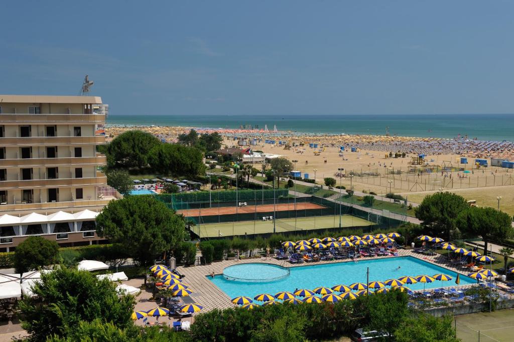 Hotel Excelsior — Bibione