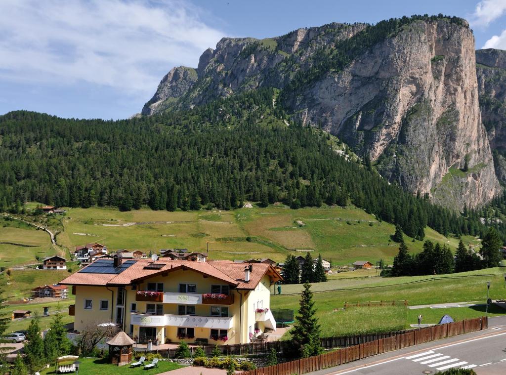 Garni Hotel Bel Vert — Selva di Val Gardena