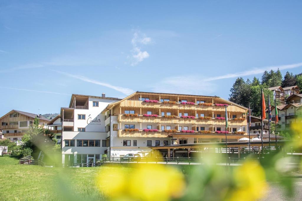 Hotel Condor — San Vigilio Di Marebbe
