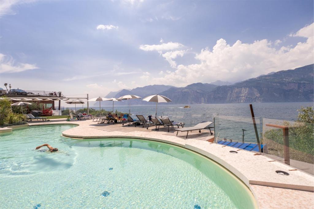 Ambienthotel PrimaLuna 3S — Malcesine