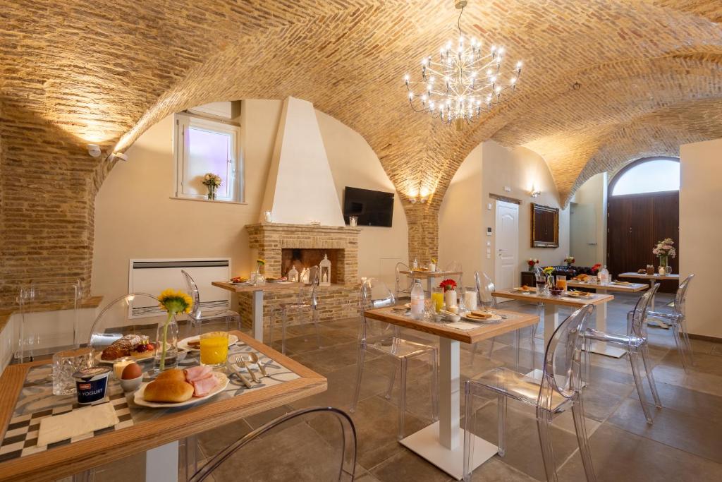 Palazzo Anelli – Rooms & Relax — Vasto