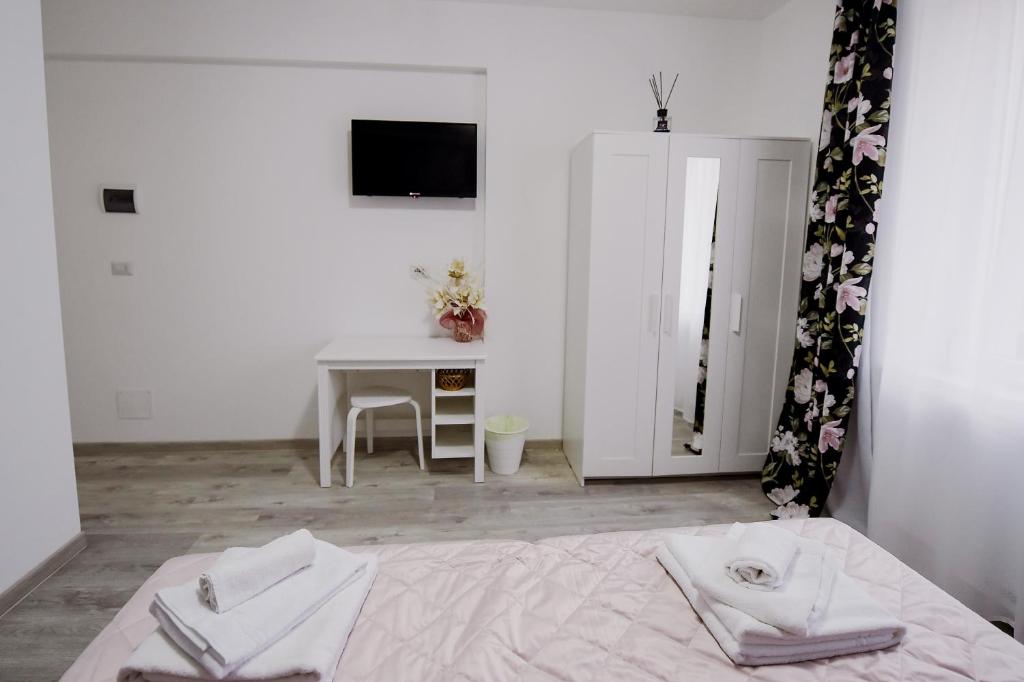 Dorothy House — Arezzo