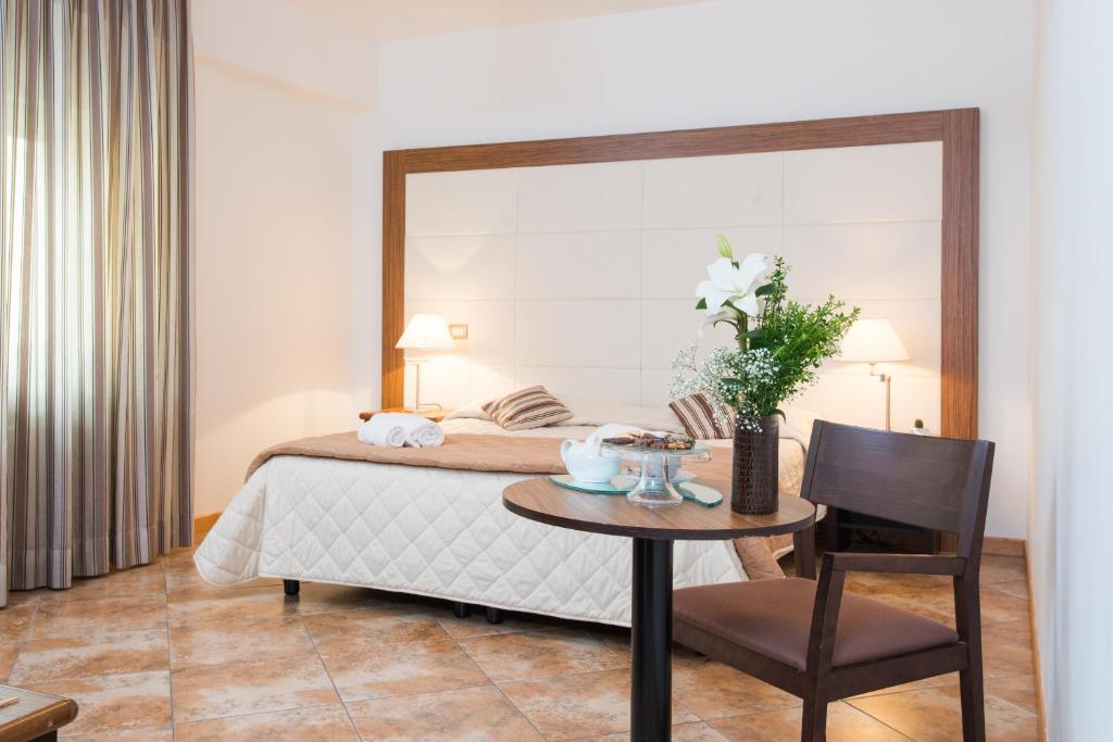 Royal Hotel — Cosenza