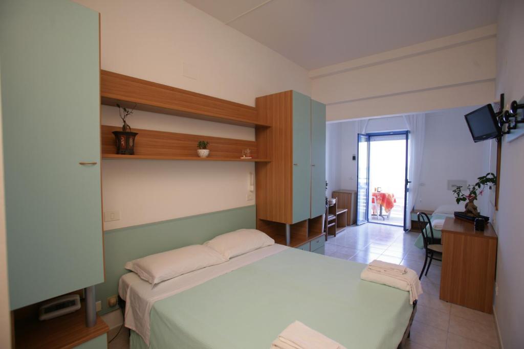 Hotel Atlantic — Senigallia